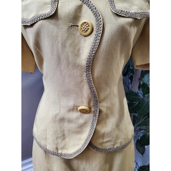 Nuova Stella Women's Cream Polyester Short Sleeve Blazer & Skirt 2 Pc's Suit S - Picture 4 of 12